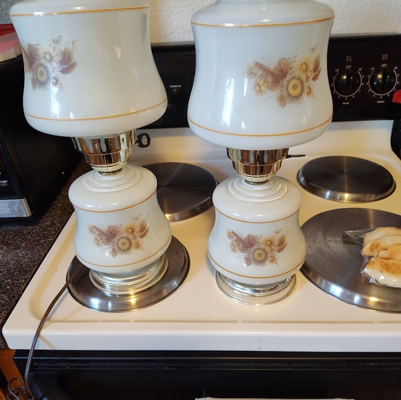 Sunflower Hurricane Lamps $70 or $120 pair - Picture 2 of 4